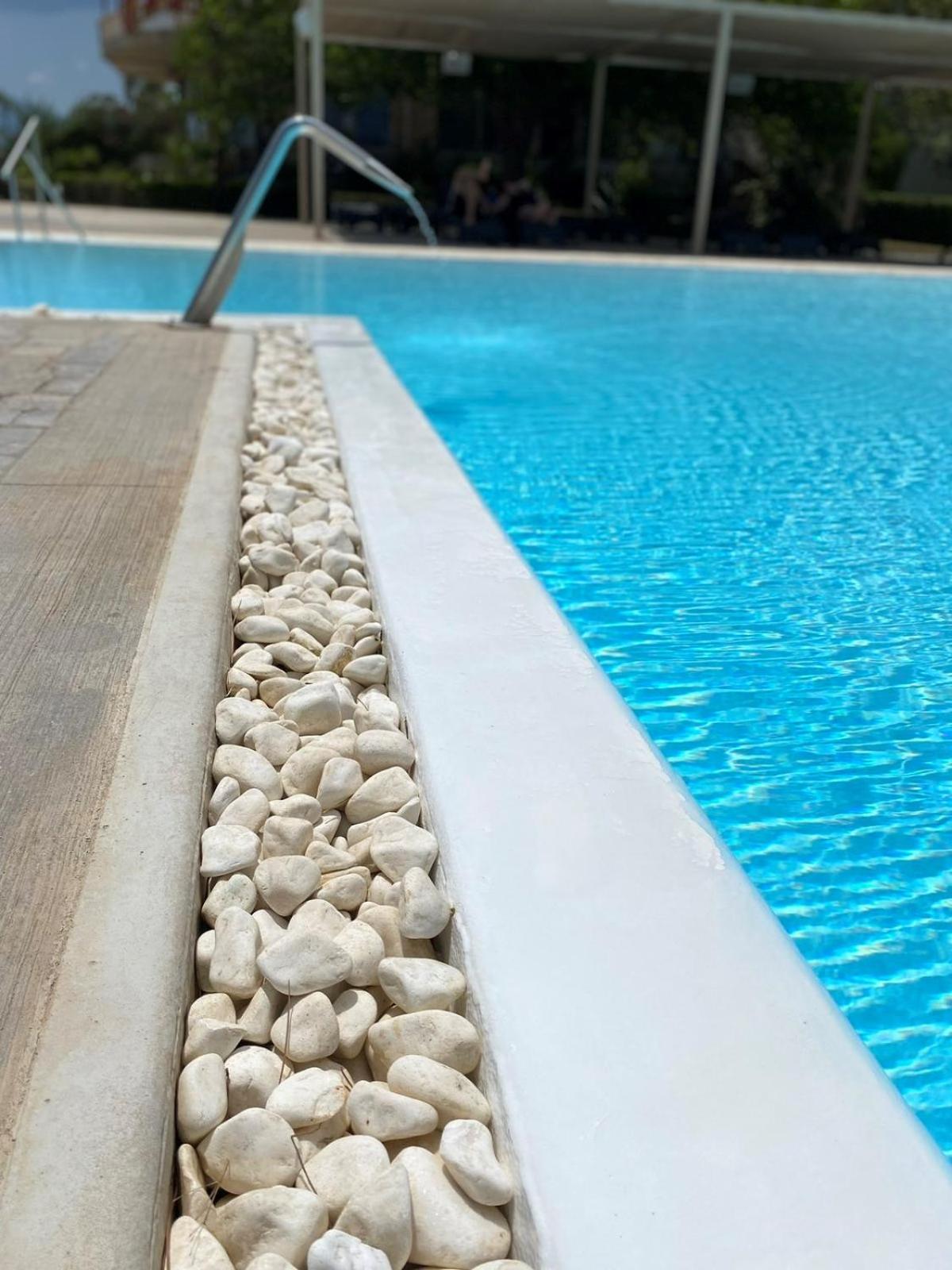 Buka Sandy Beach Messini Exterior photo